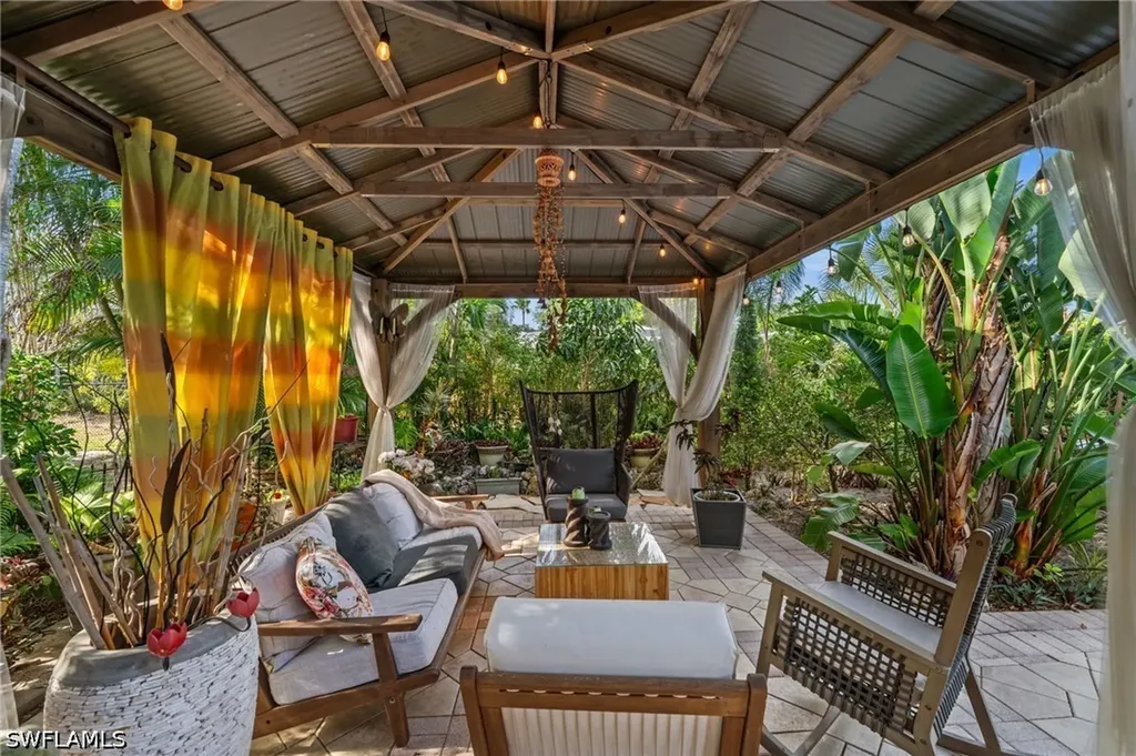 38 Willoughby Drive Naples FL 34110