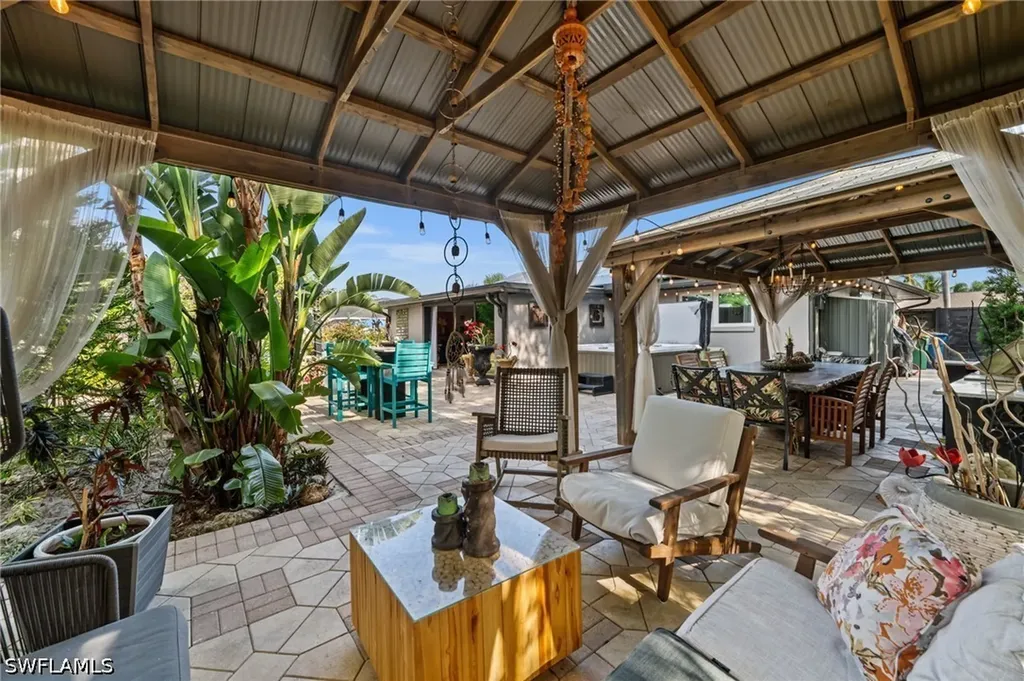 38 Willoughby Drive Naples FL 34110