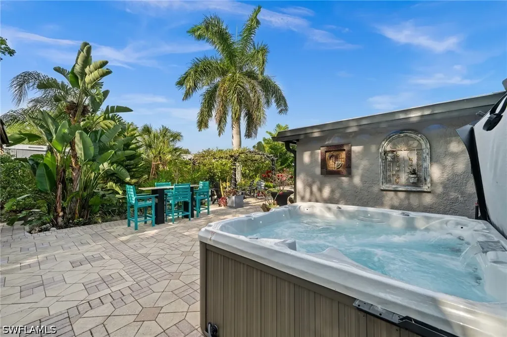 38 Willoughby Drive Naples FL 34110