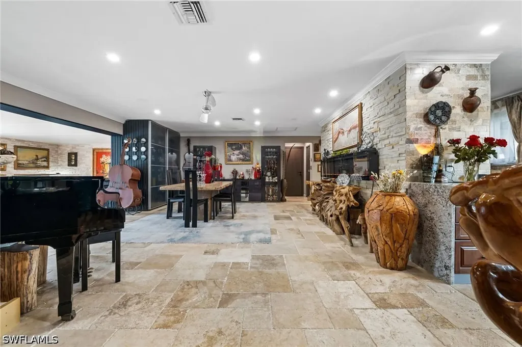 38 Willoughby Drive Naples FL 34110