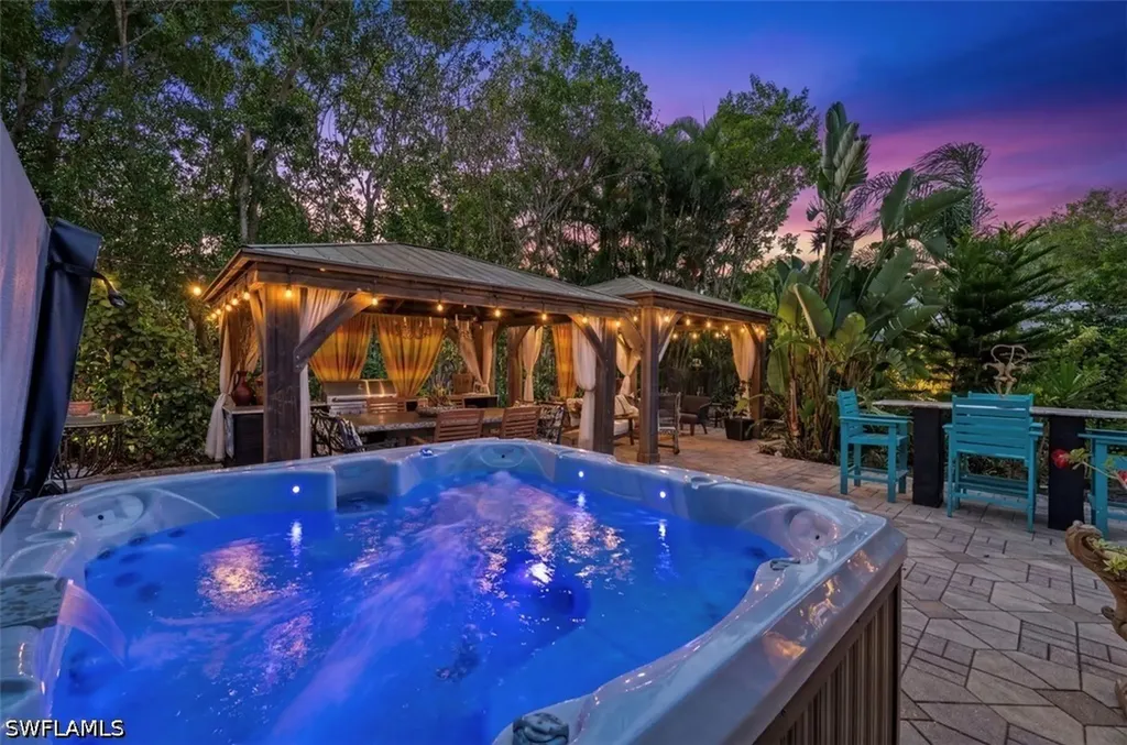 38 Willoughby Drive Naples FL 34110