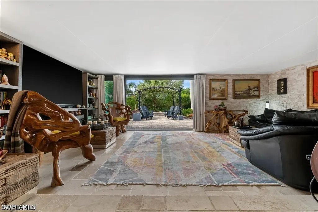 38 Willoughby Drive Naples FL 34110