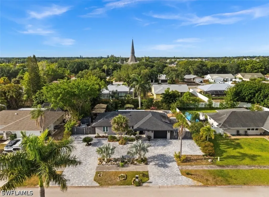 38 Willoughby Drive Naples FL 34110