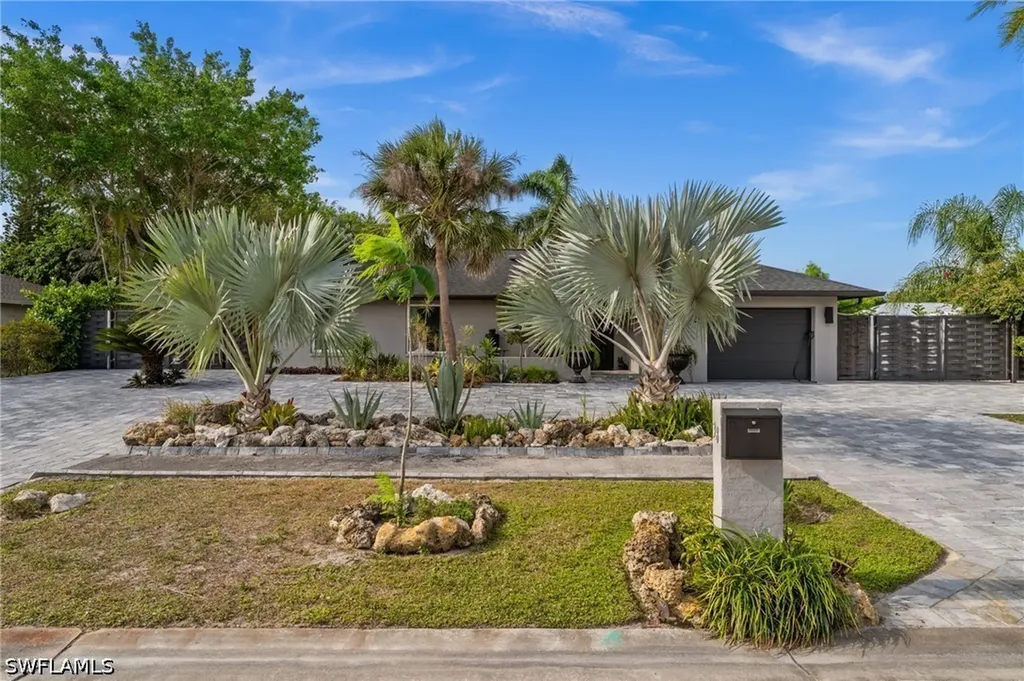 38 Willoughby Drive Naples FL 34110