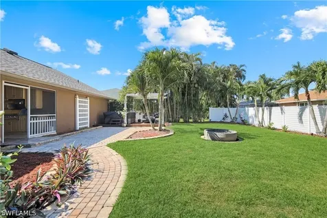 4312 SW 25th Place Cape Coral FL 33914