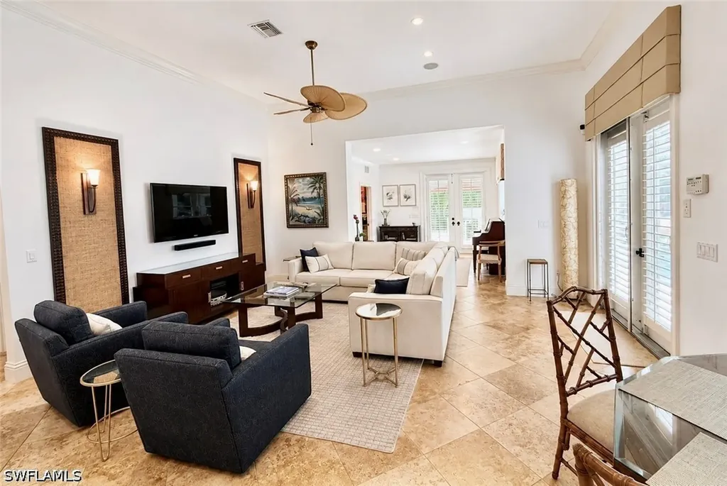 2056 Mission Drive Naples FL 34109
