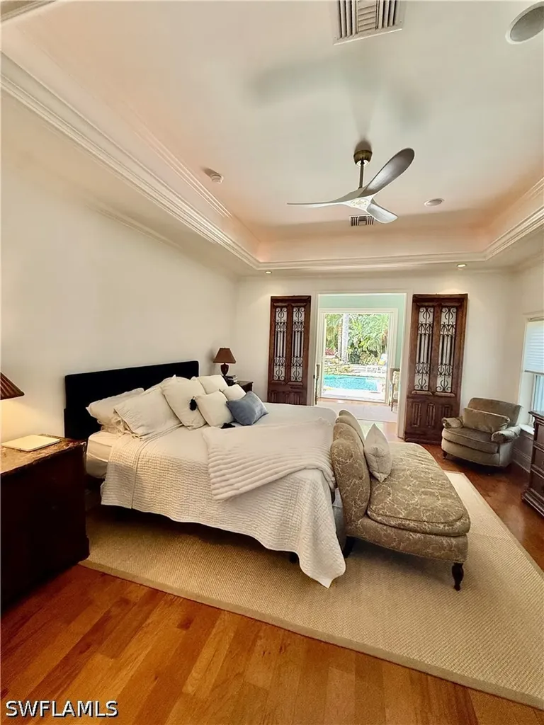 2056 Mission Drive Naples FL 34109