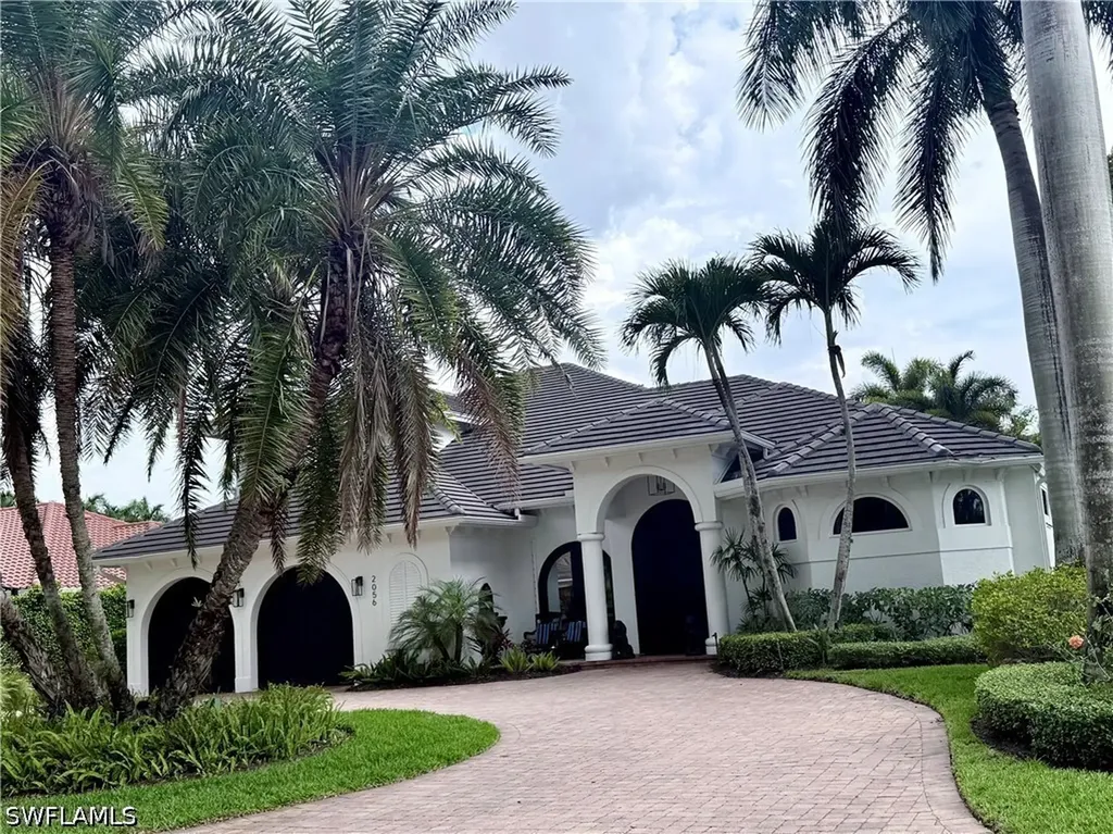 2056 Mission Drive Naples FL 34109