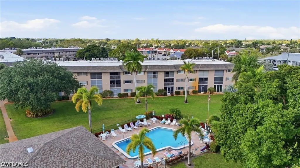 5451 Rattlesnake Hamm Road Naples FL 34113