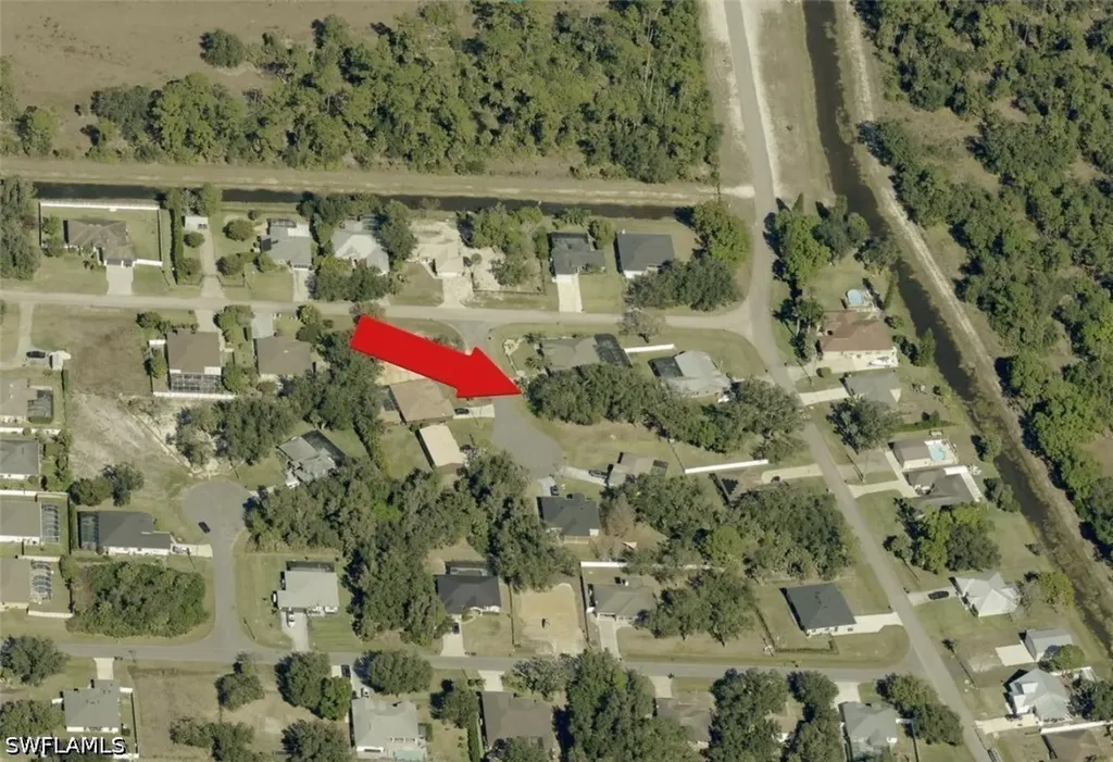 6121 Barkwood Court Fort Myers FL 33905