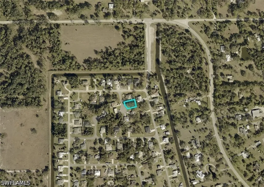 6121 Barkwood Court Fort Myers FL 33905