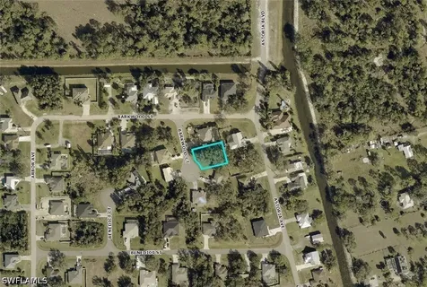 6121 Barkwood Court Fort Myers FL 33905