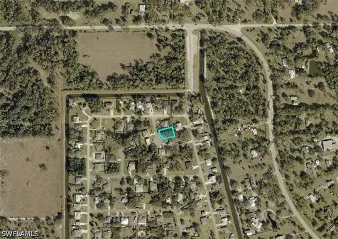 6121 Barkwood Court Fort Myers FL 33905