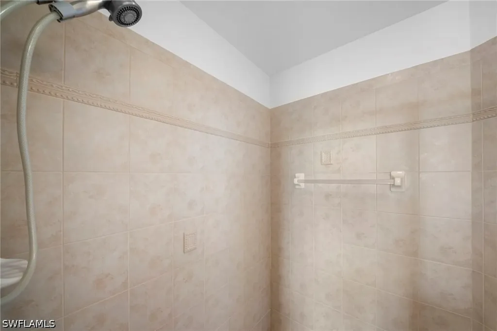 4206 Liron Avenue Fort Myers FL 33916