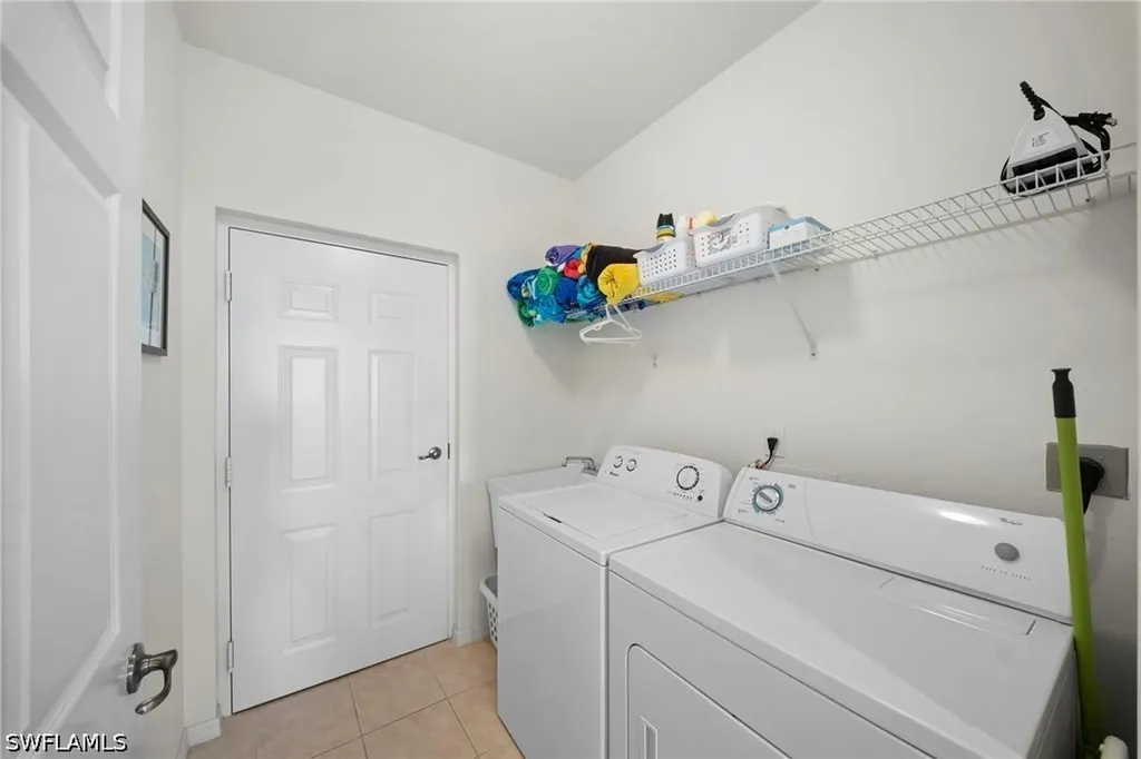 4206 Liron Avenue Fort Myers FL 33916