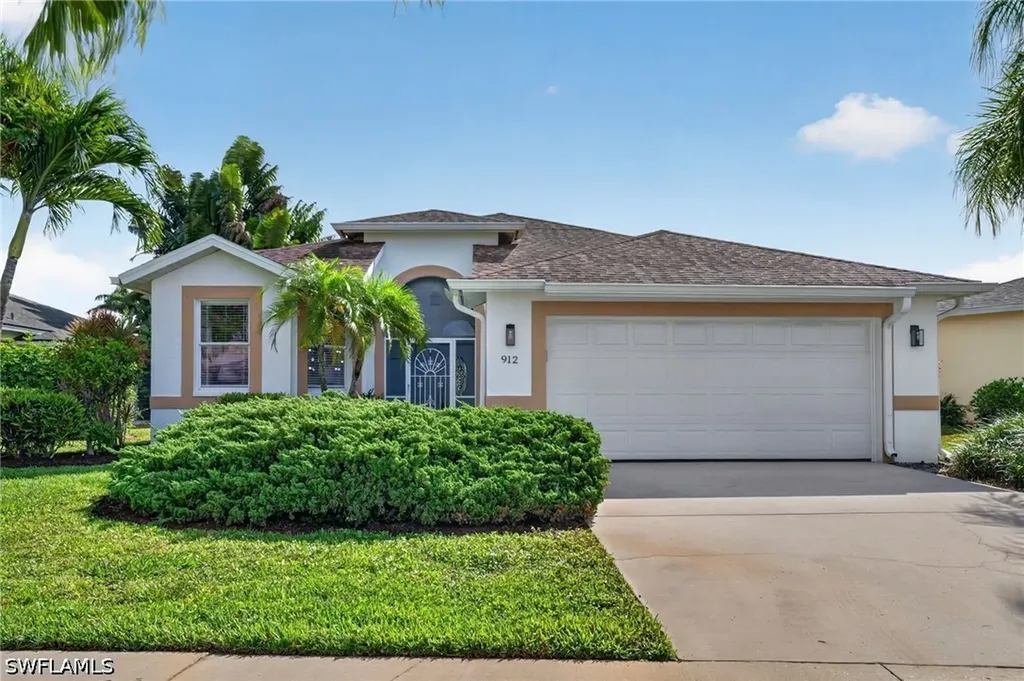 912 Briarwood Boulevard Naples FL 34104