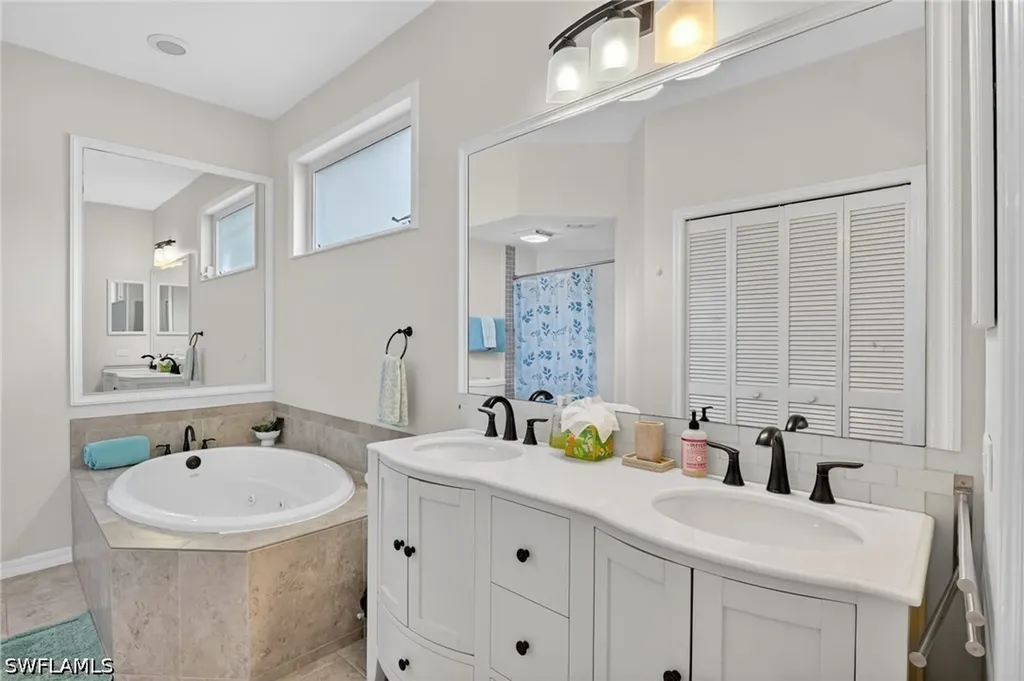 912 Briarwood Boulevard Naples FL 34104