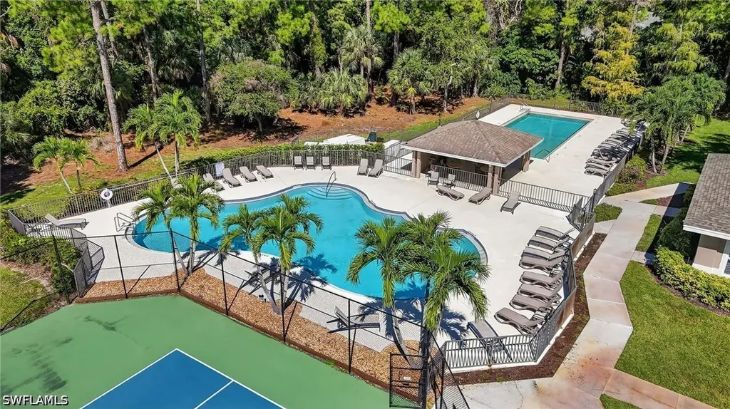 912 Briarwood Boulevard Naples FL 34104
