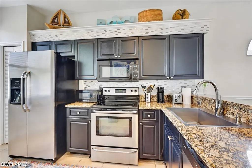 912 Briarwood Boulevard Naples FL 34104