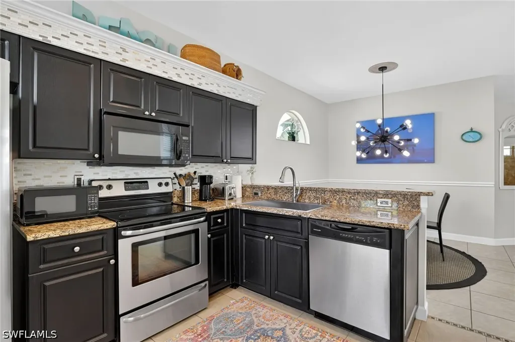 912 Briarwood Boulevard Naples FL 34104