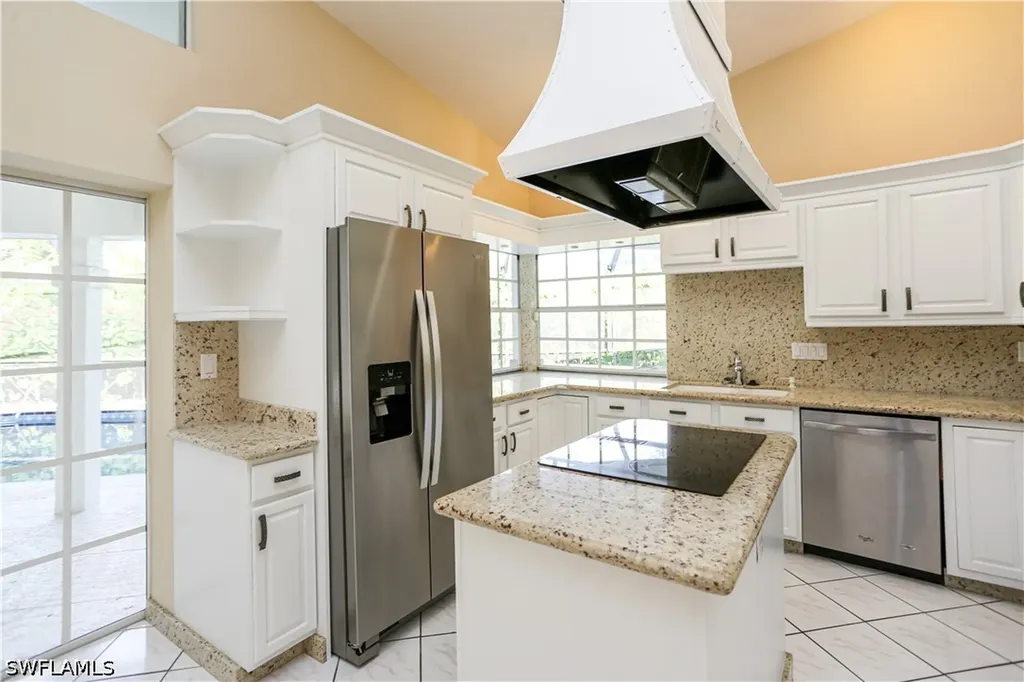 1040 Moon Lake Drive Naples FL 34104