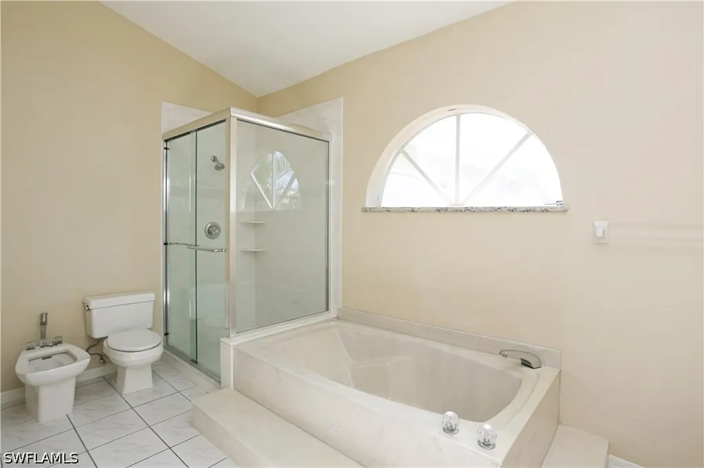 1040 Moon Lake Drive Naples FL 34104