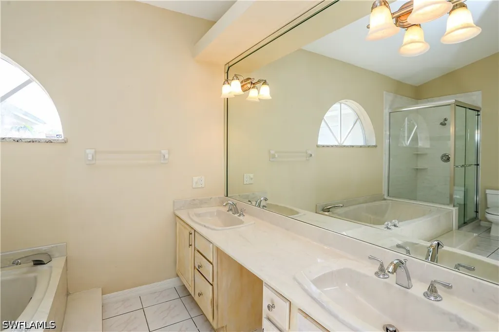 1040 Moon Lake Drive Naples FL 34104
