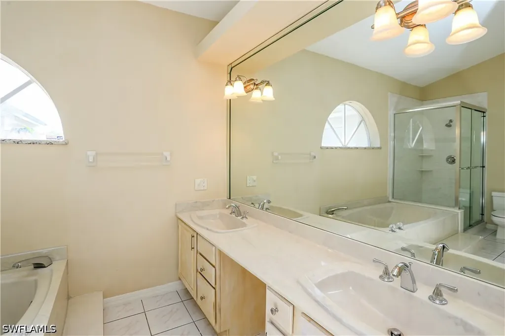 1040 Moon Lake Drive Naples FL 34104