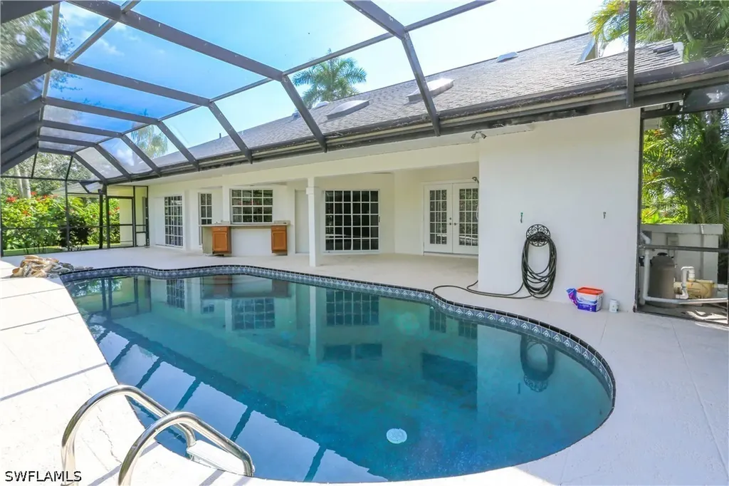 1040 Moon Lake Drive Naples FL 34104