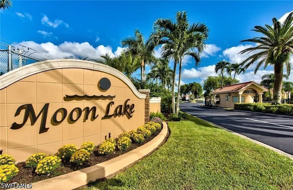 1040 Moon Lake Drive Naples FL 34104