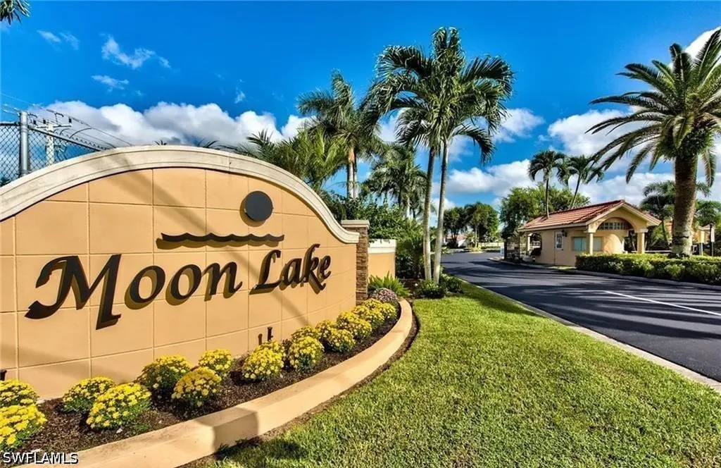 1040 Moon Lake Drive Naples FL 34104