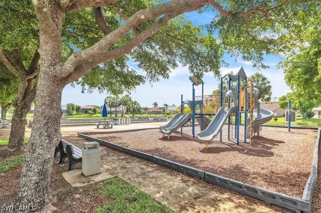 8145 Breton Circle Fort Myers FL 33912
