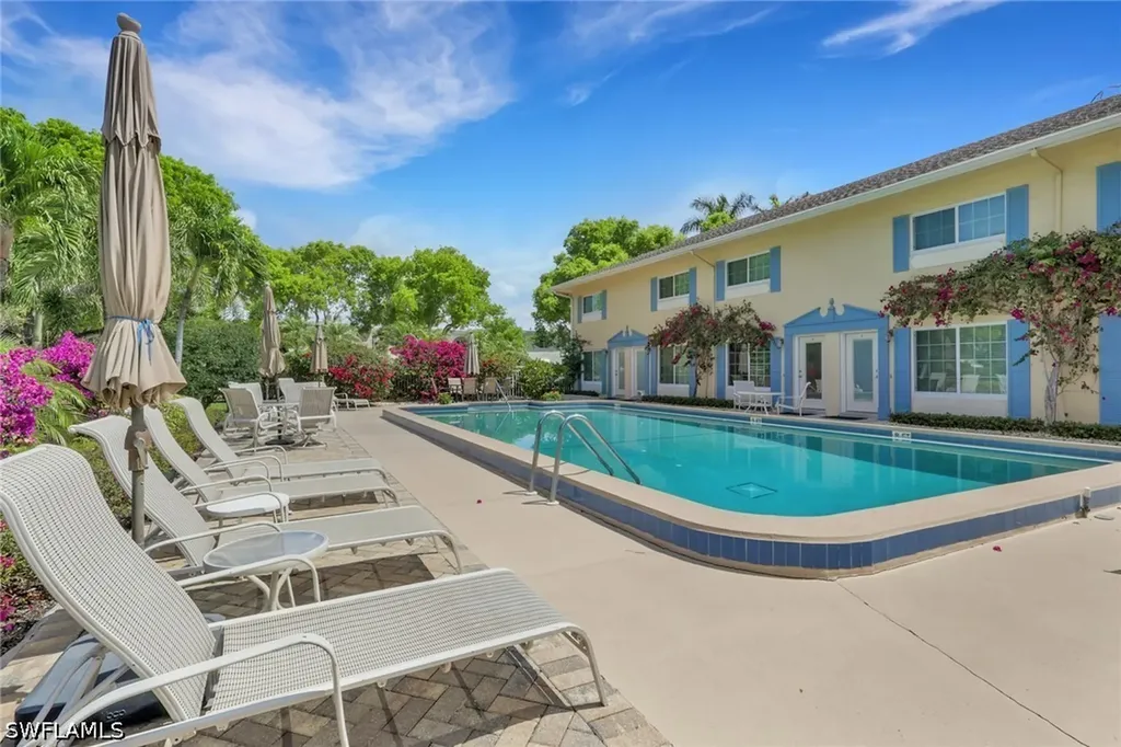 230 3rd Avenue S Naples FL 34102