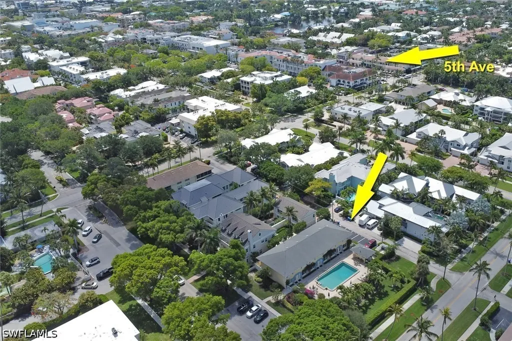 230 3rd Avenue S Naples FL 34102