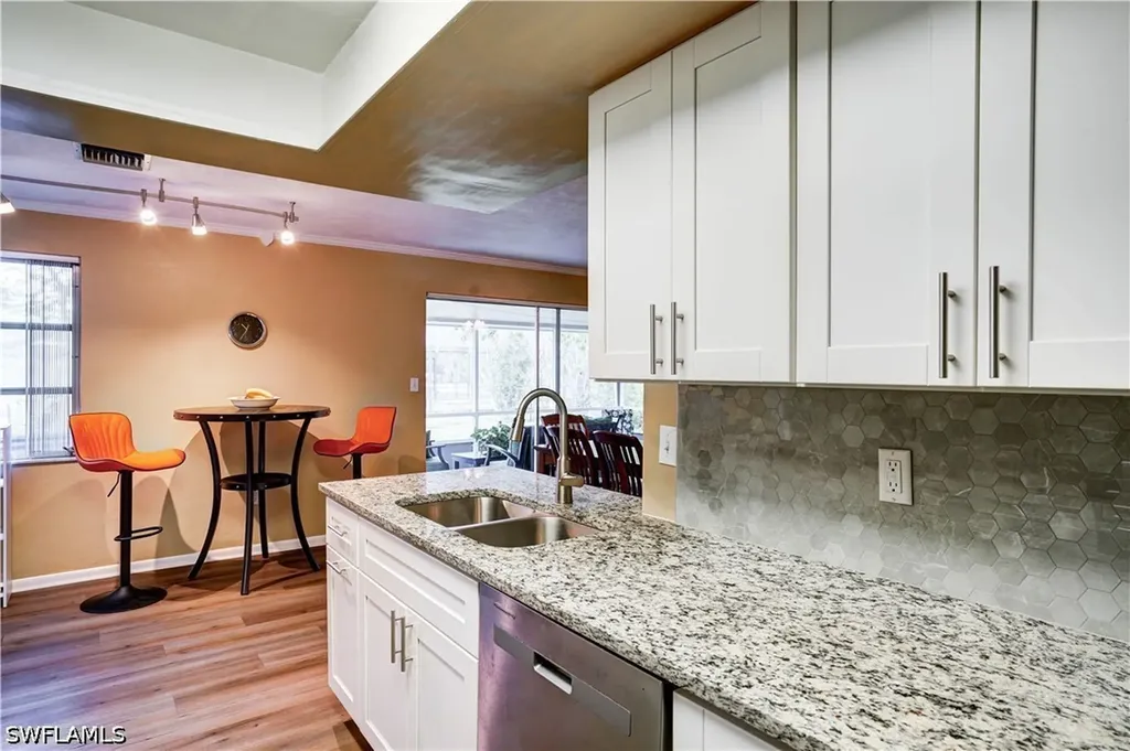 4818 Tahiti Lane Naples FL 34112