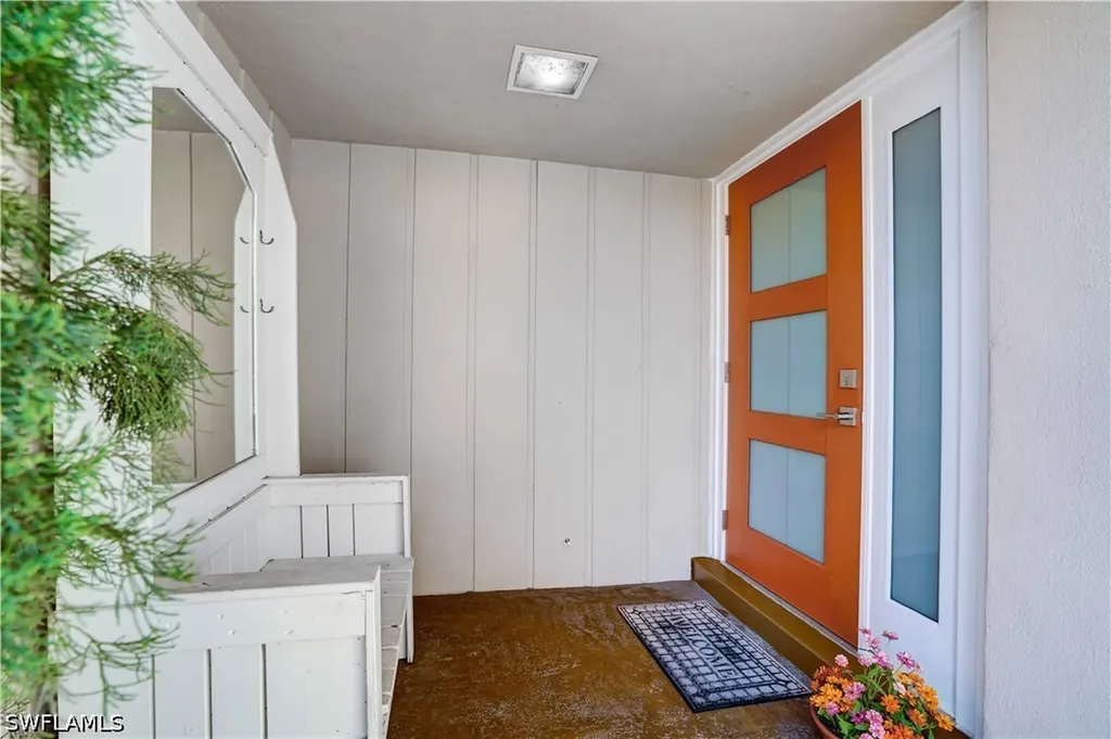 4818 Tahiti Lane Naples FL 34112