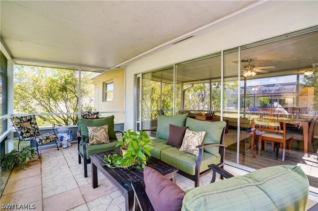 4818 Tahiti Lane Naples FL 34112