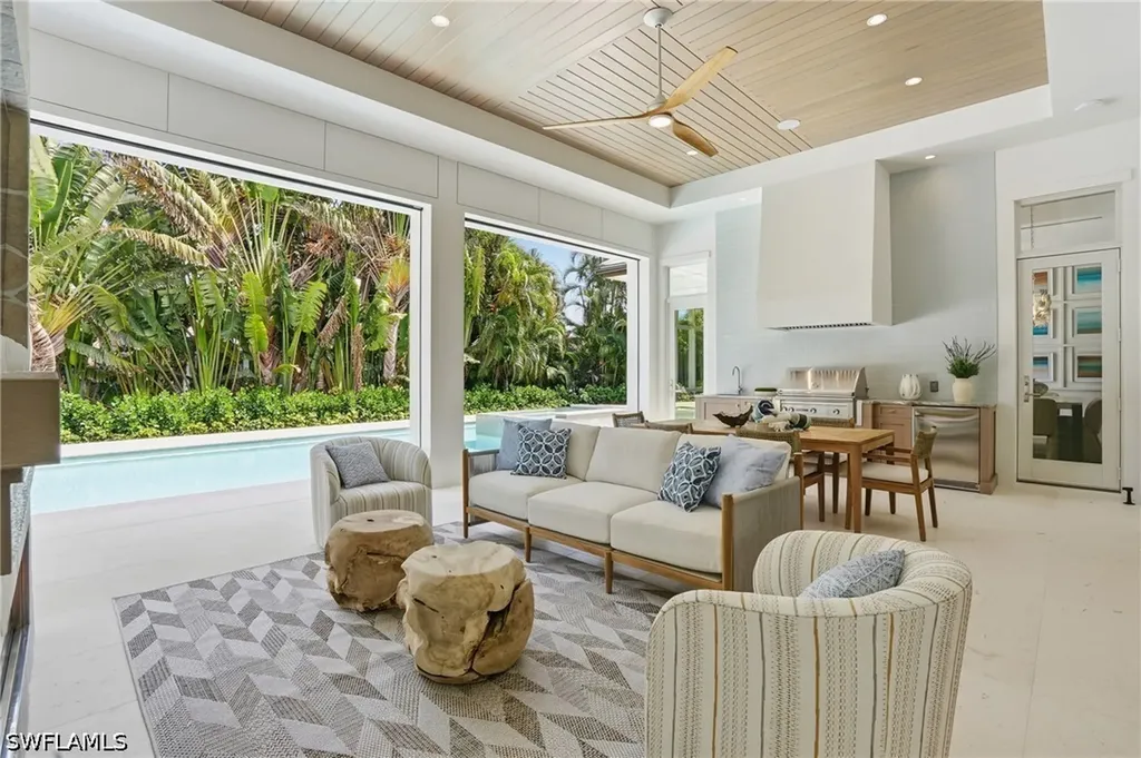 744 Willowhead Drive Naples FL 34103