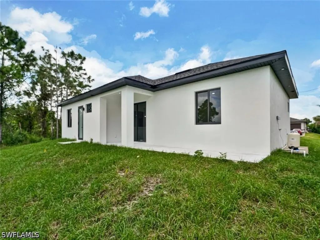 3510 21st SW Lehigh Acres FL 33976