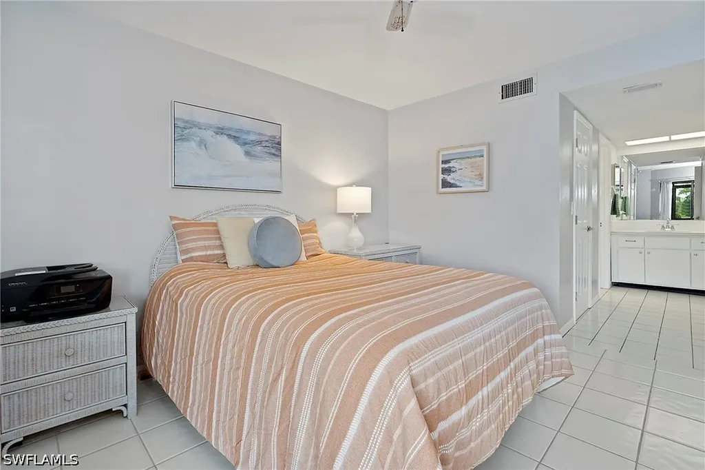 400 Fox Haven Drive Naples FL 34104