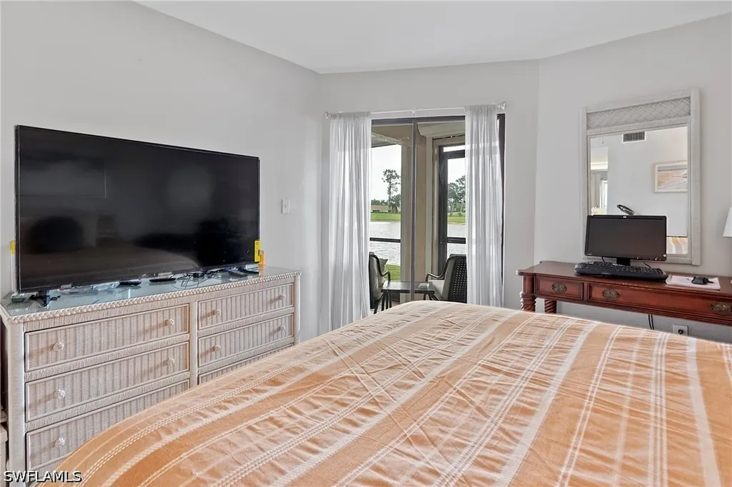 400 Fox Haven Drive Naples FL 34104