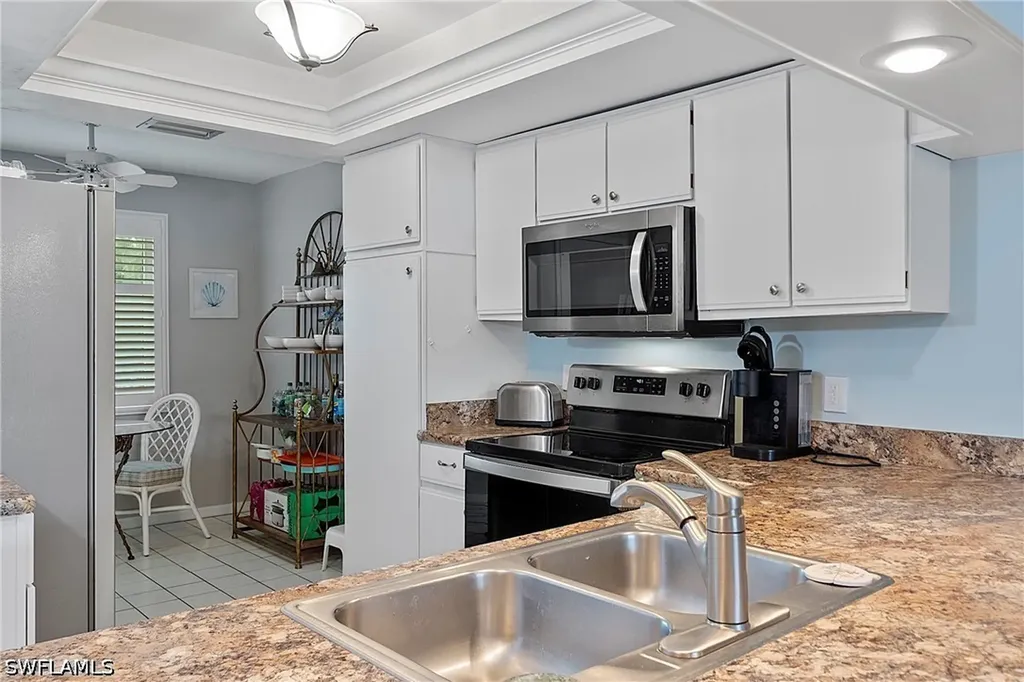 400 Fox Haven Drive Naples FL 34104