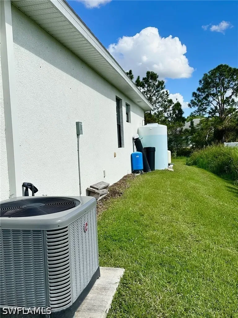 933 Oxford Avenue S Lehigh Acres FL 33974