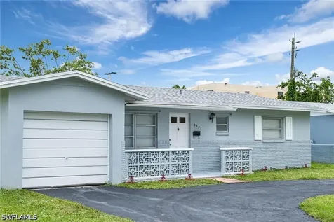3337 NW 23rd Court Lauderdale Lakes FL 33311