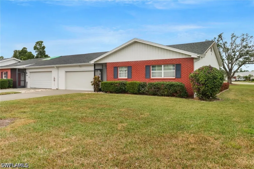 7008 Cedarhurst Drive Fort Myers FL 33919
