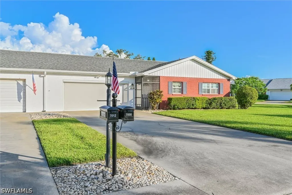 7008 Cedarhurst Drive Fort Myers FL 33919