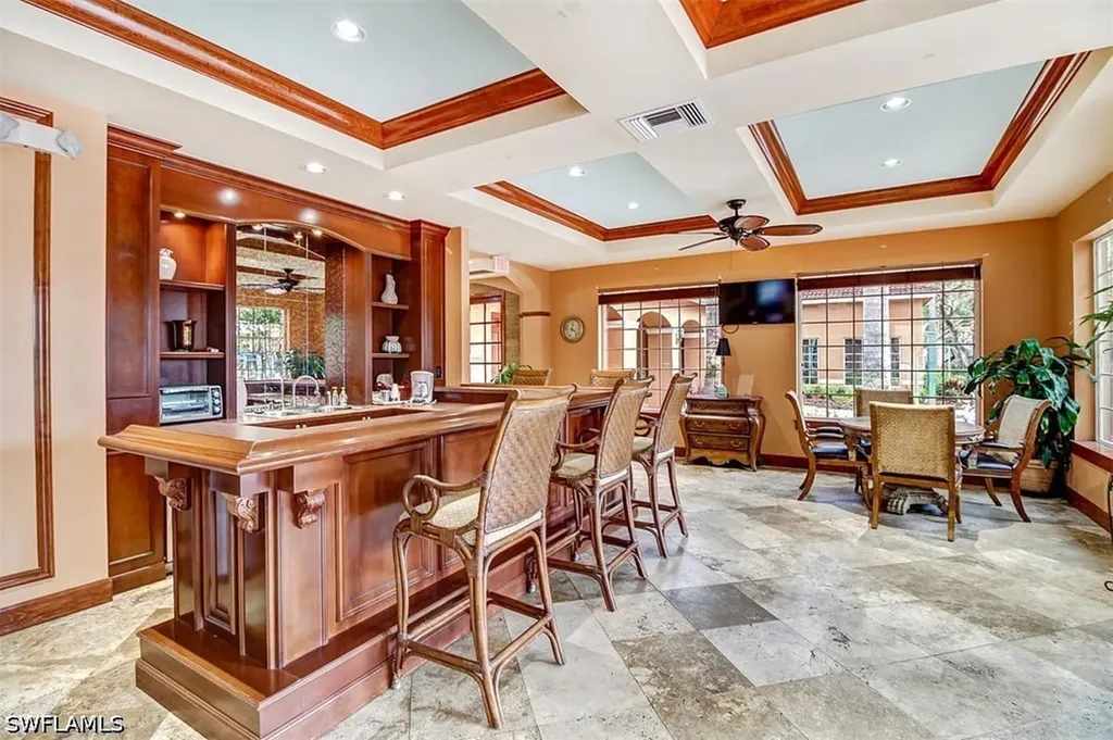 1240 Wildwood Lakes Boulevard Naples FL 34104