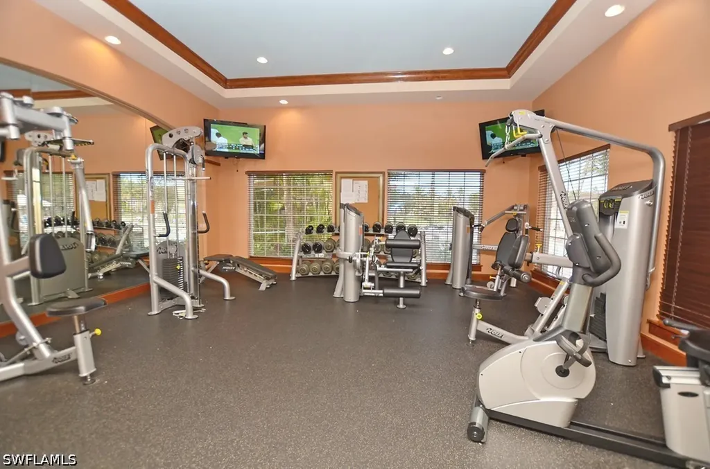 1240 Wildwood Lakes Boulevard Naples FL 34104