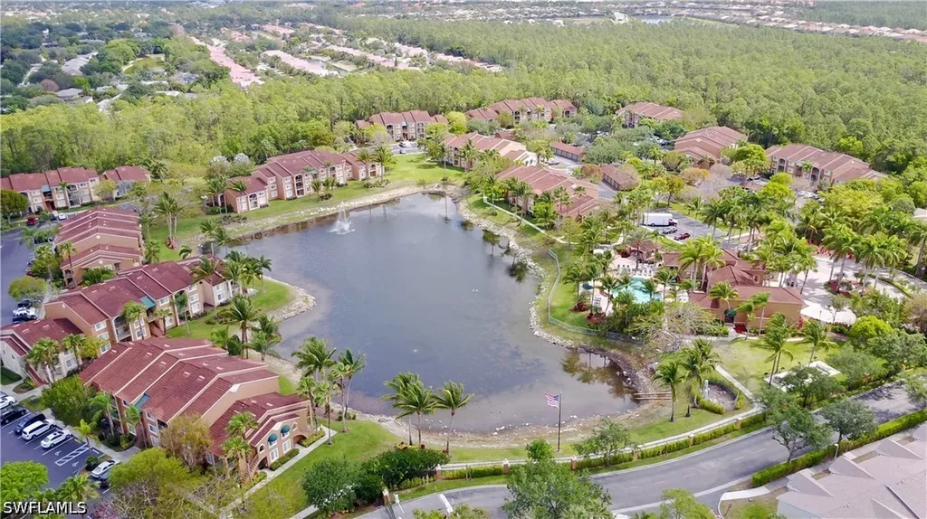 1240 Wildwood Lakes Boulevard Naples FL 34104