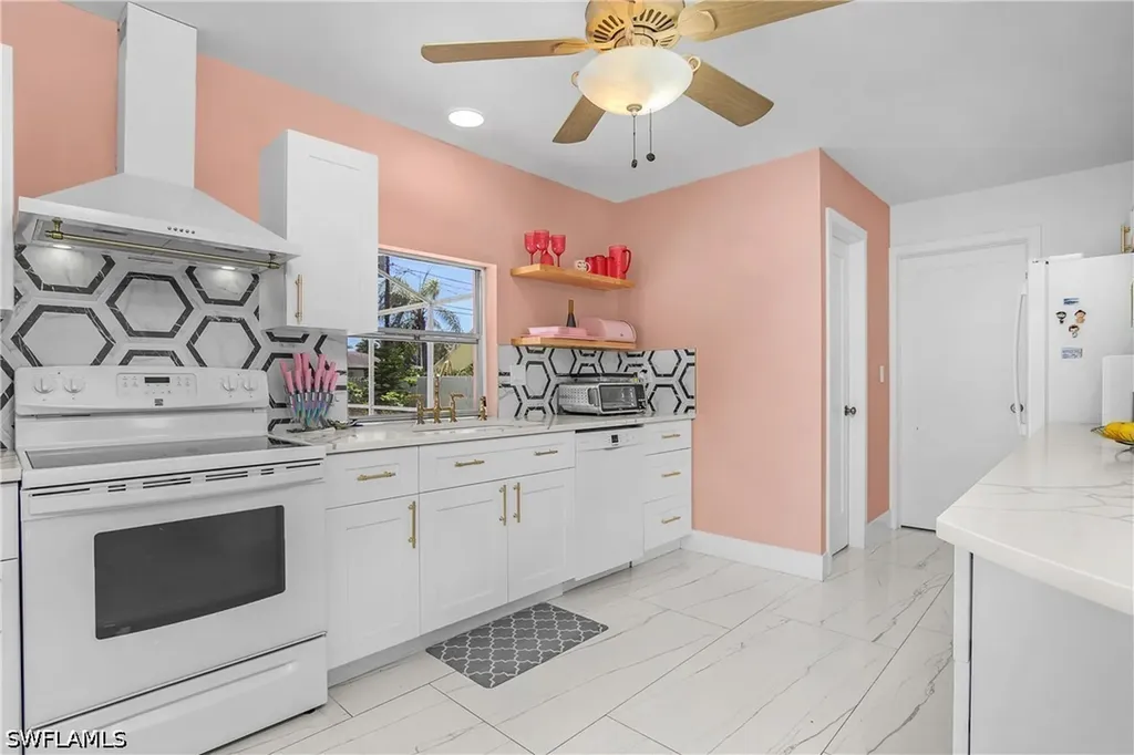 74 8th Street Bonita Springs FL 34134